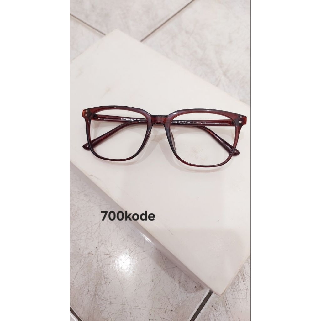 kacamata vermont 700 elegan ringan dan serbaguna