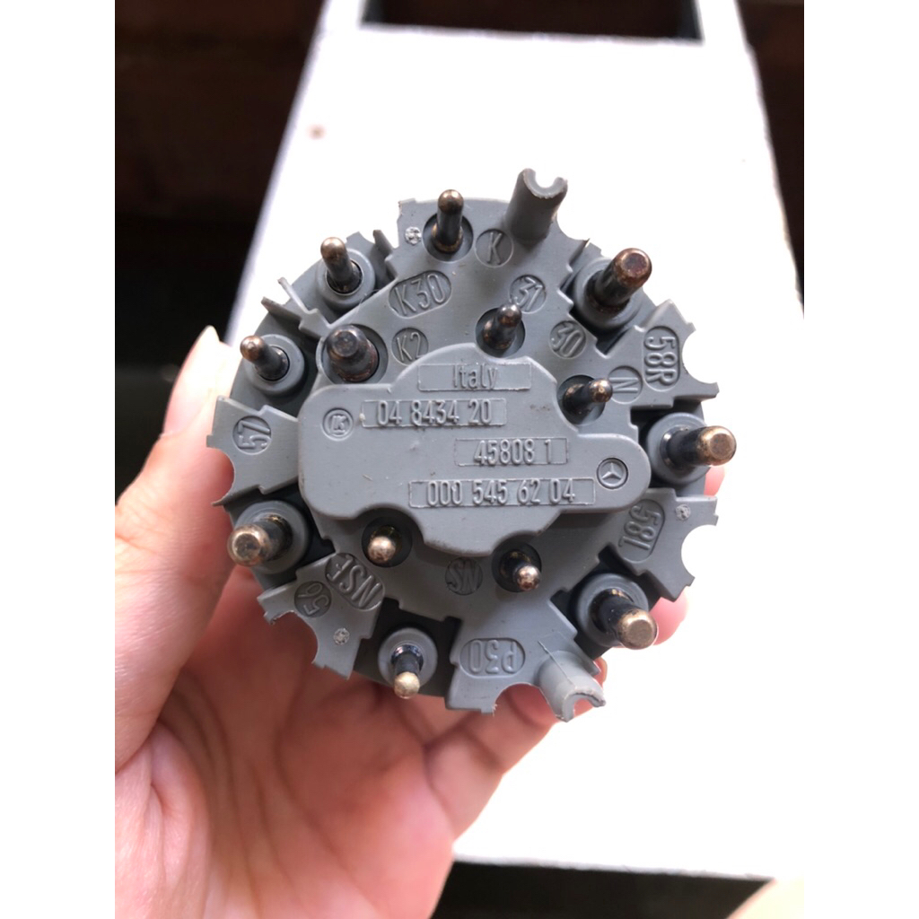 Switch Head Lamp Mercy W202 : 0005456204 (original)