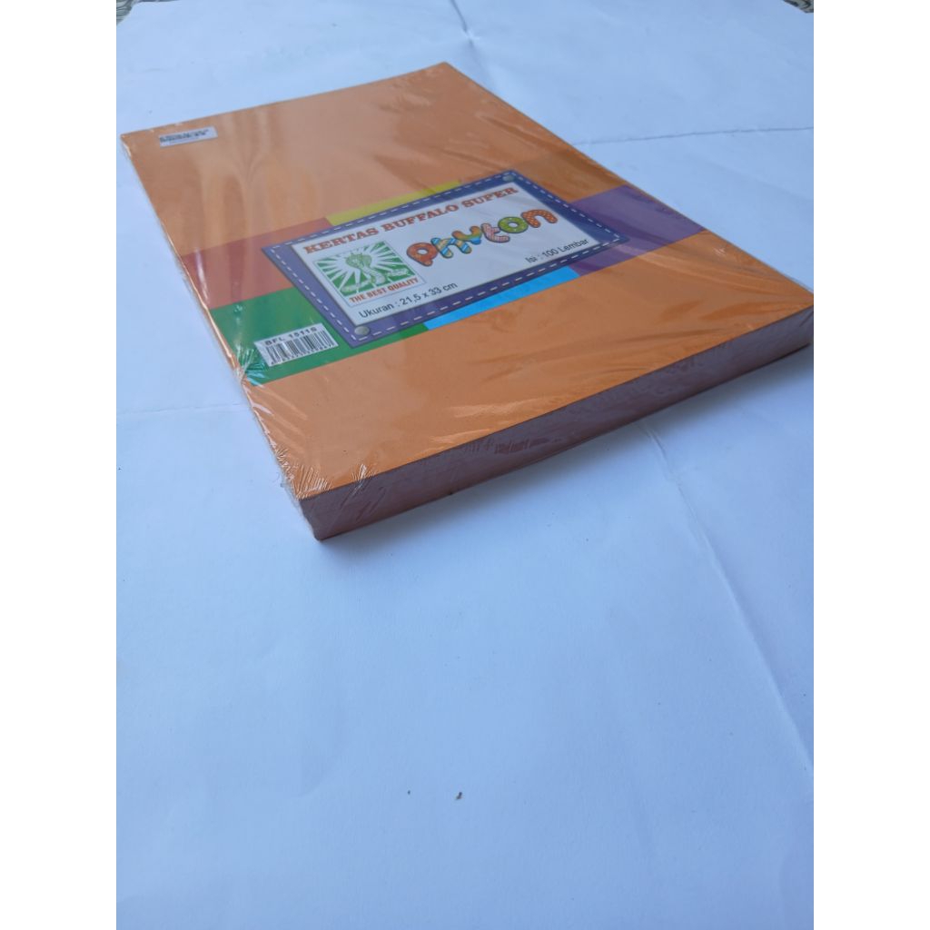 

Kertas Bufallo Super. 1 Pak Isi 100 Lembar. Warna Orange