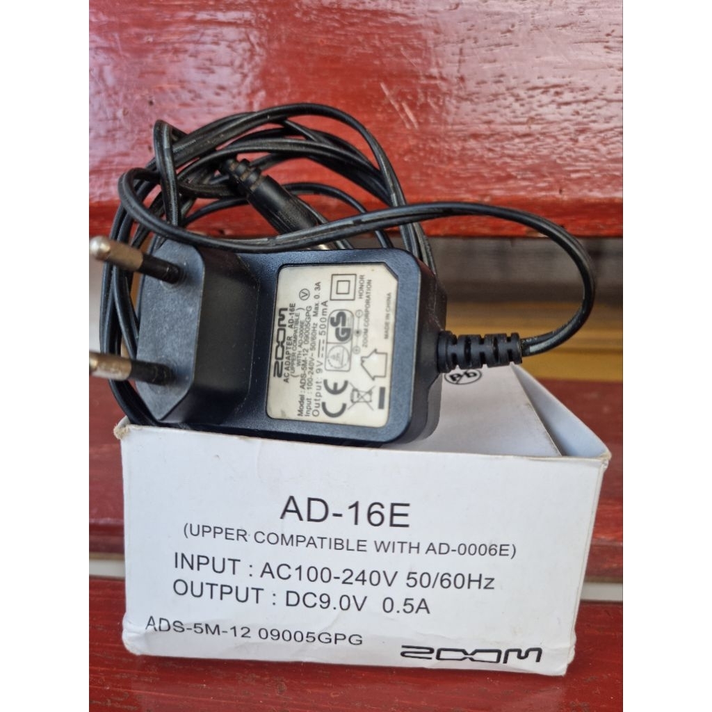 efek gitar zoom G1xon