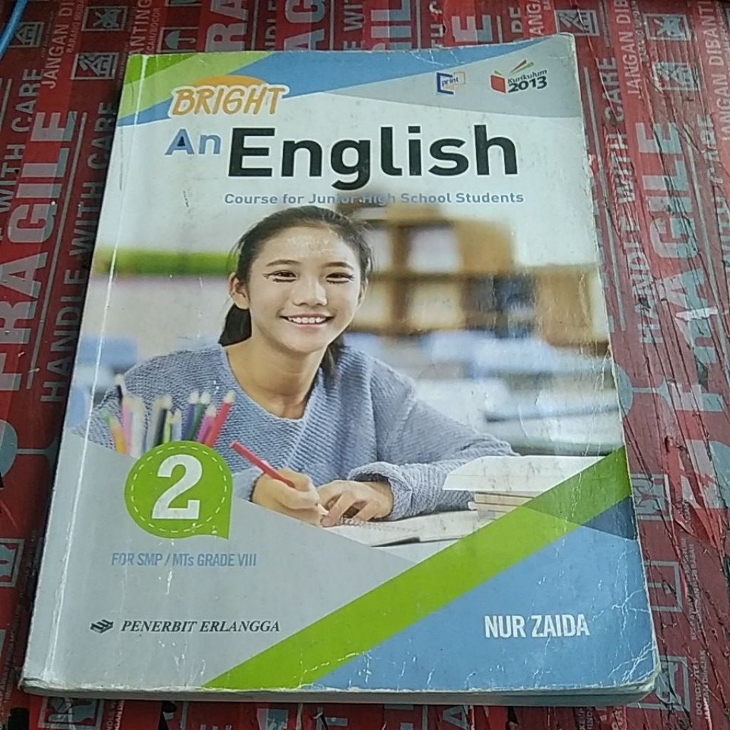 Buku bright an English kurikulum 2013 revisi SMP kls 2-8/V111 erlangga