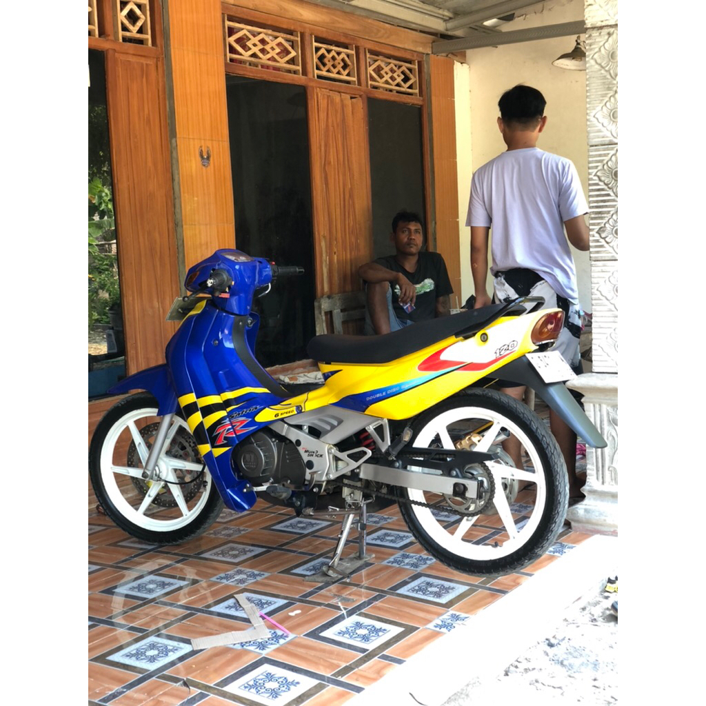 SUZUKI SATRIA 2TAK SUZUKI SATRIA R120 JUAL MOTOR SUZUKI 2tak Surat lengkap Stnk Bpkb SUZUKI SATRIA R