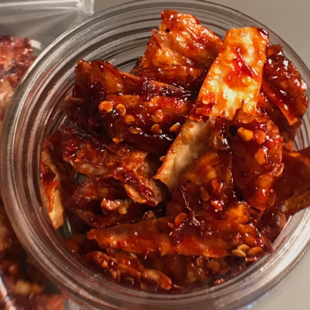 

BALUNG KUWUK/KRIPIK SINGKONG pedas manis 100gr