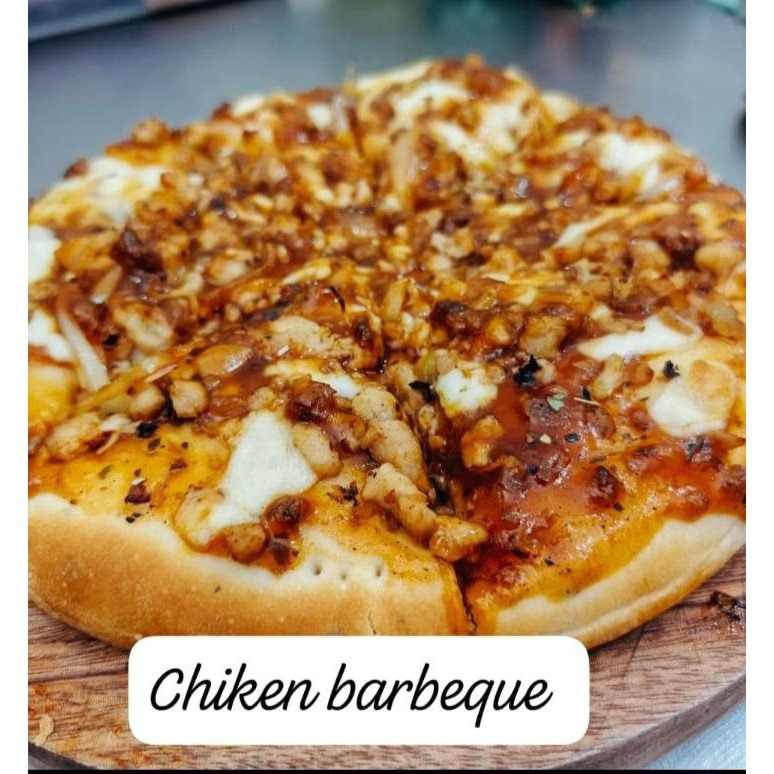 

PIZZA MARELAN MEDAN CHIKEN BARBEQUE