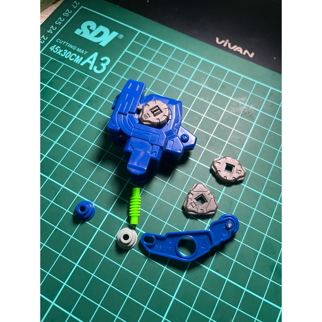 IOD R BIRU CRUSH GEAR BANDAI