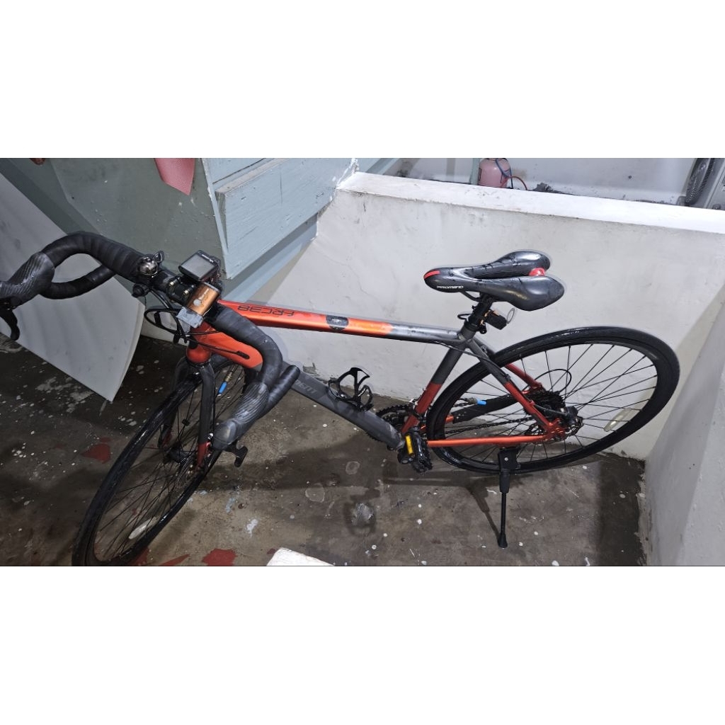 SEPEDA ELEMENT ROADBIKE FCR 38 PRELOVED