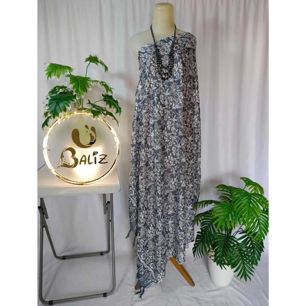kain pantai motif sari bunga hitam - sarung pantai bali - kain pantai bali - sarung bali - selendang