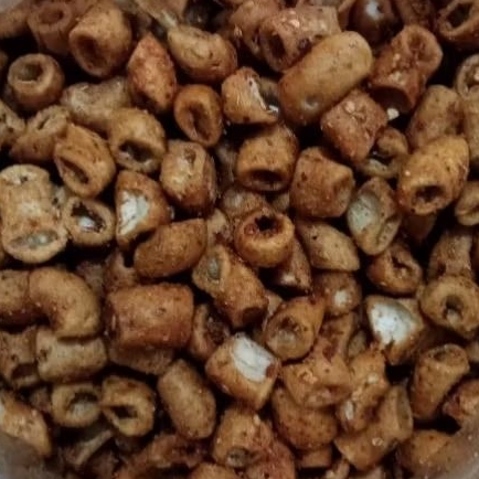 

kerupuk sotong kriuk pedas gurih dan renyah isi 20 pcs