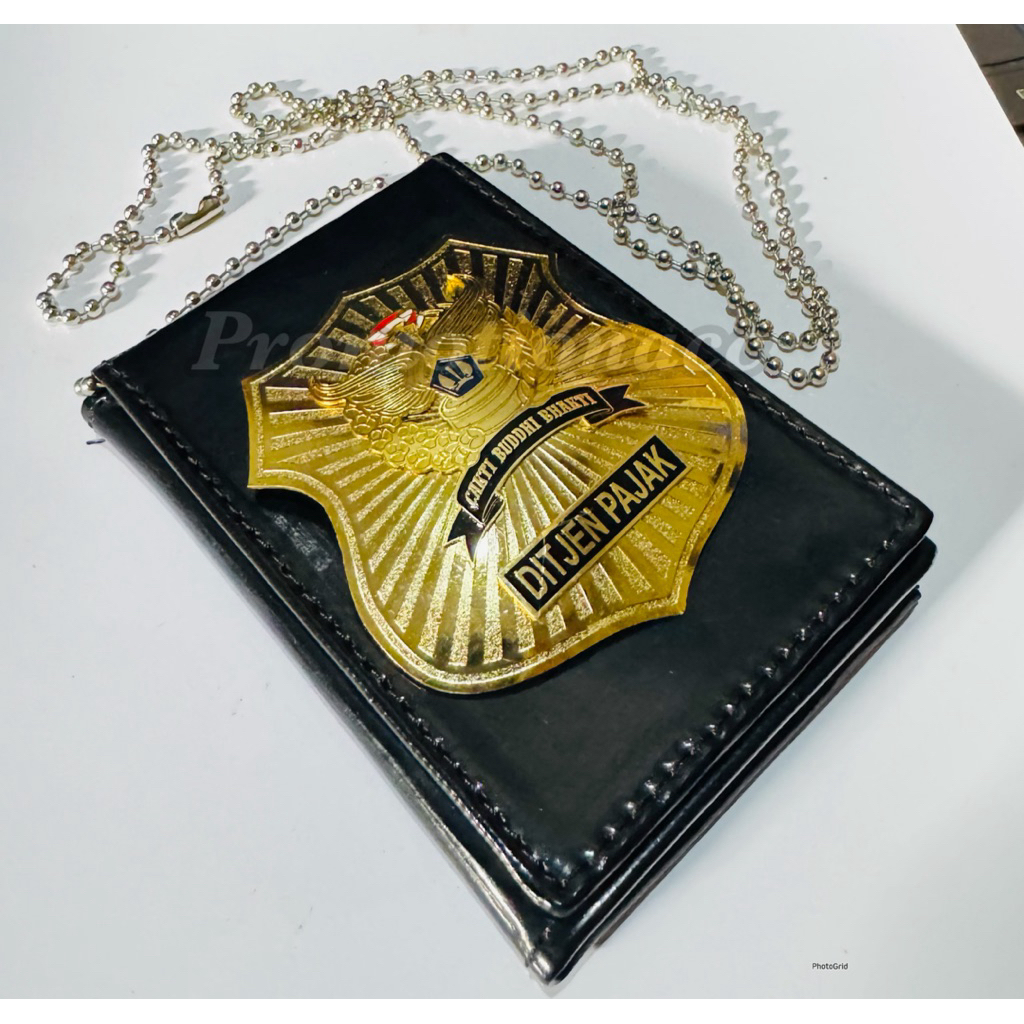 

Dompet KTA DITJEN PAJAK / Dompet Kalung Lencana DITJEN PAJAK / Dompet Kartu ID Card Name Tag Kulit PREMIUM