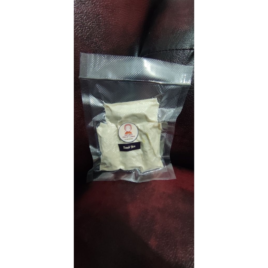 

Lumpia ubi ungi coklat lumer