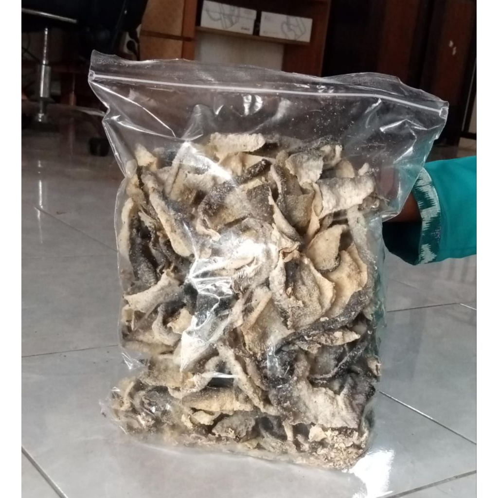 

kerupuk matang kulit ikan patin 100 gram