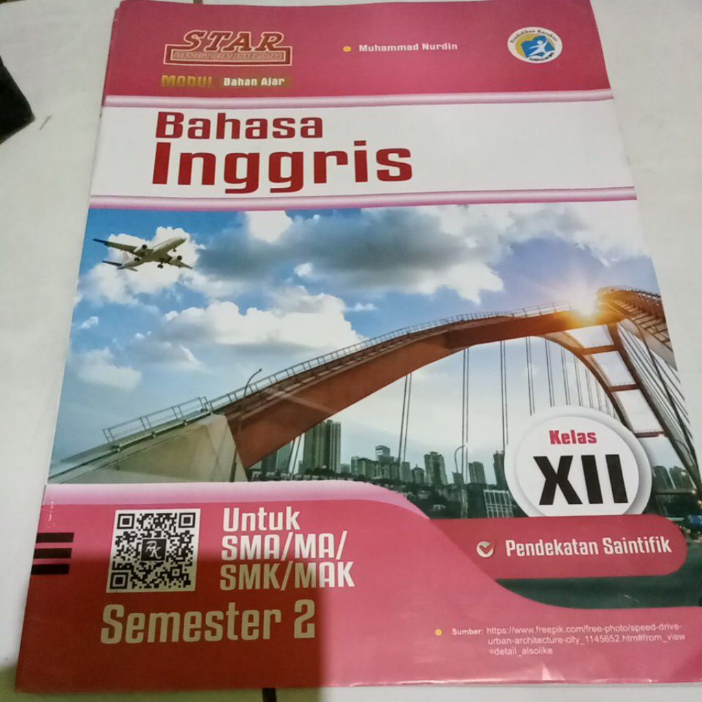 buku LKS modul Bahan Ajar Bahasa Inggris kelas 12 penerbit putra kertonatan,2000x24 buku