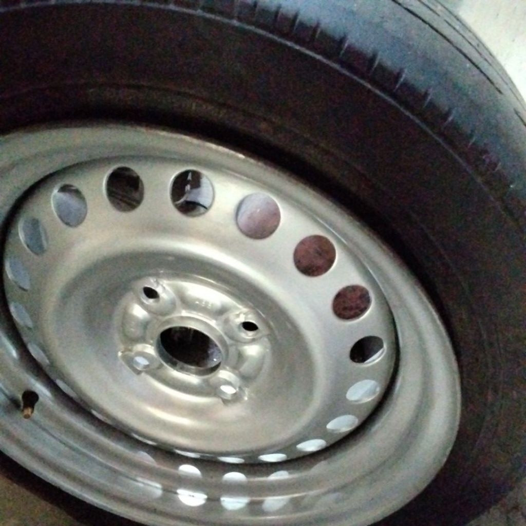 velg mobilio celong 8.5 - 9.5