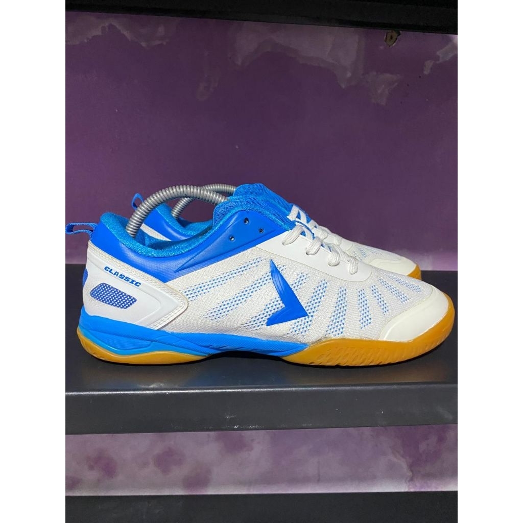 sepatu tenis meja/pingpong second