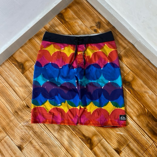 CELANA PENDEK QUIKSILVER SECOND