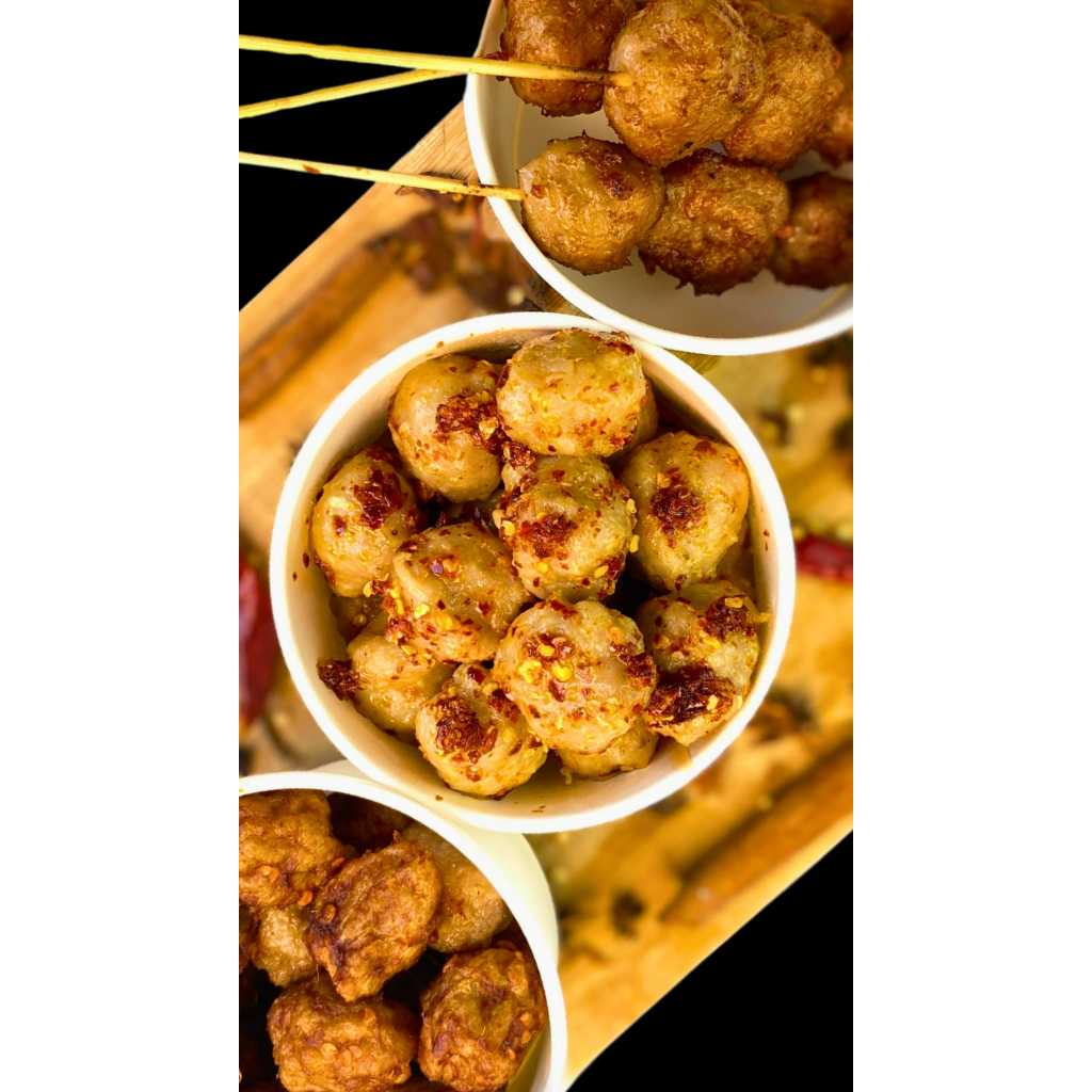 

Pentol Mozzarella Jumbo Frozen D’Pentol Aladin 10pcs – Isi Keju Mozza + Sambal Chili Oil