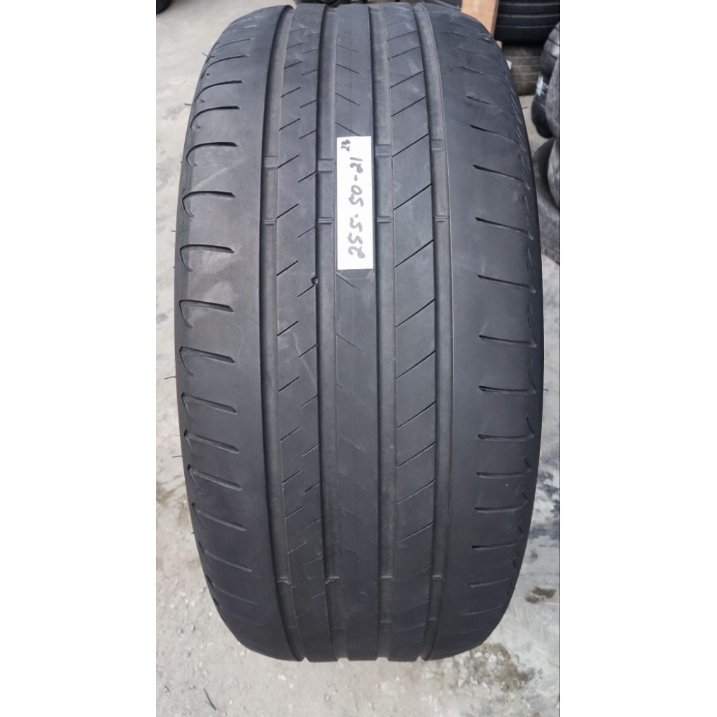 Ban Seken Orisinil Bridgestone Alenza 255/50 R21, siap pakai