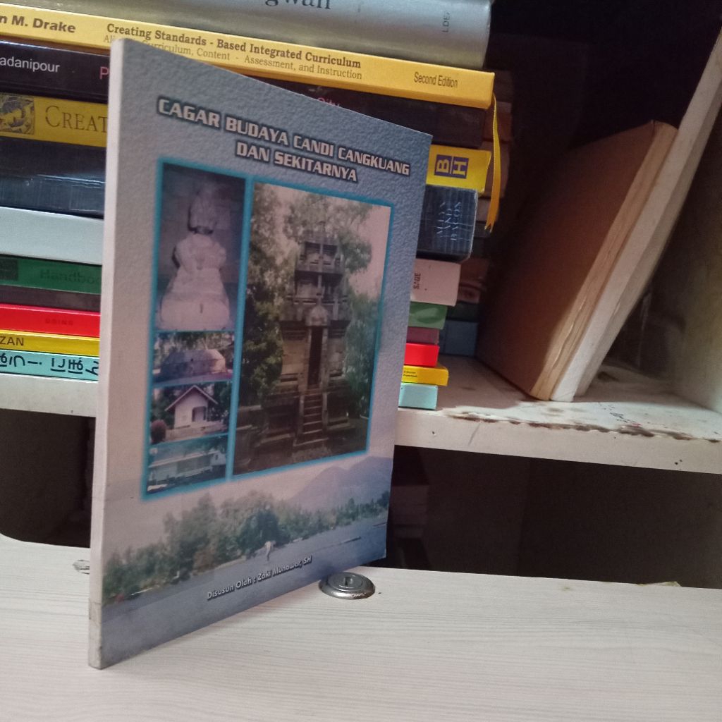 buku cagar budaya candi cangkuang dan sekitarnya