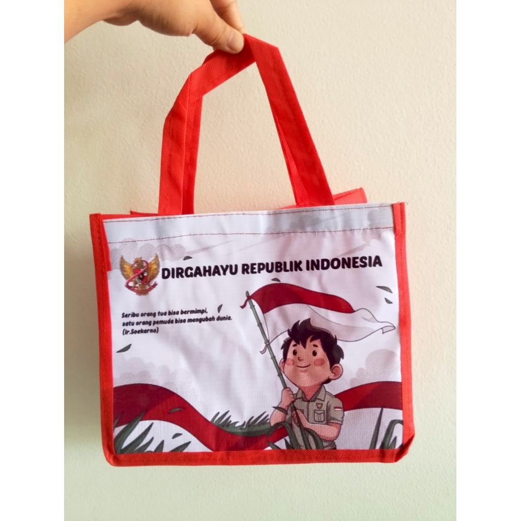 

tas spunbound merah putih souvenir kemerdekaan