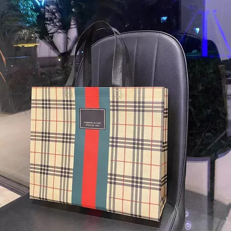 

Tas Jinjing Wanita Tas Kado Tas Souvenir Tas Souvenir premium 32 x 11 x 28 cm