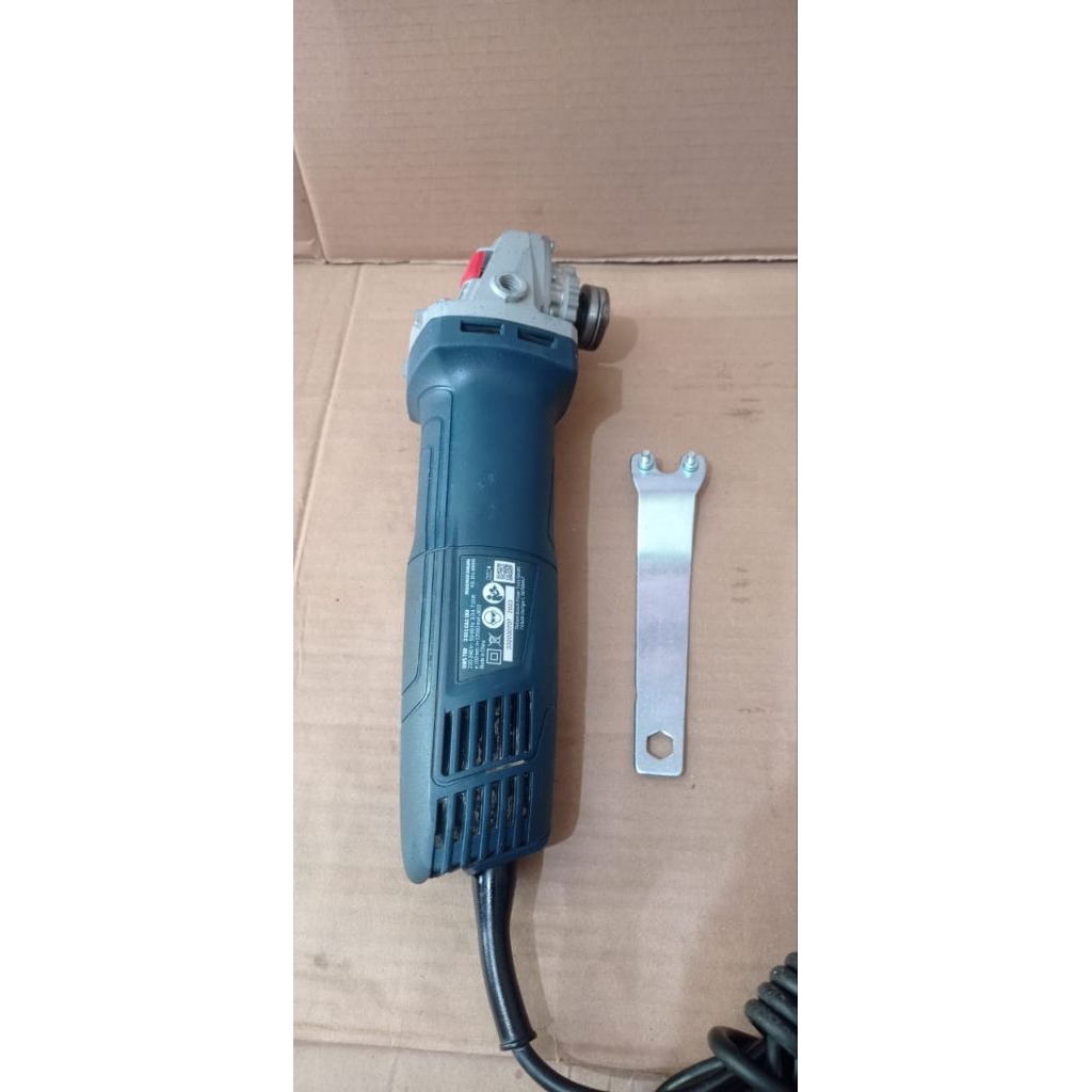 mesin gerinda BOSCH GWS 700,, second