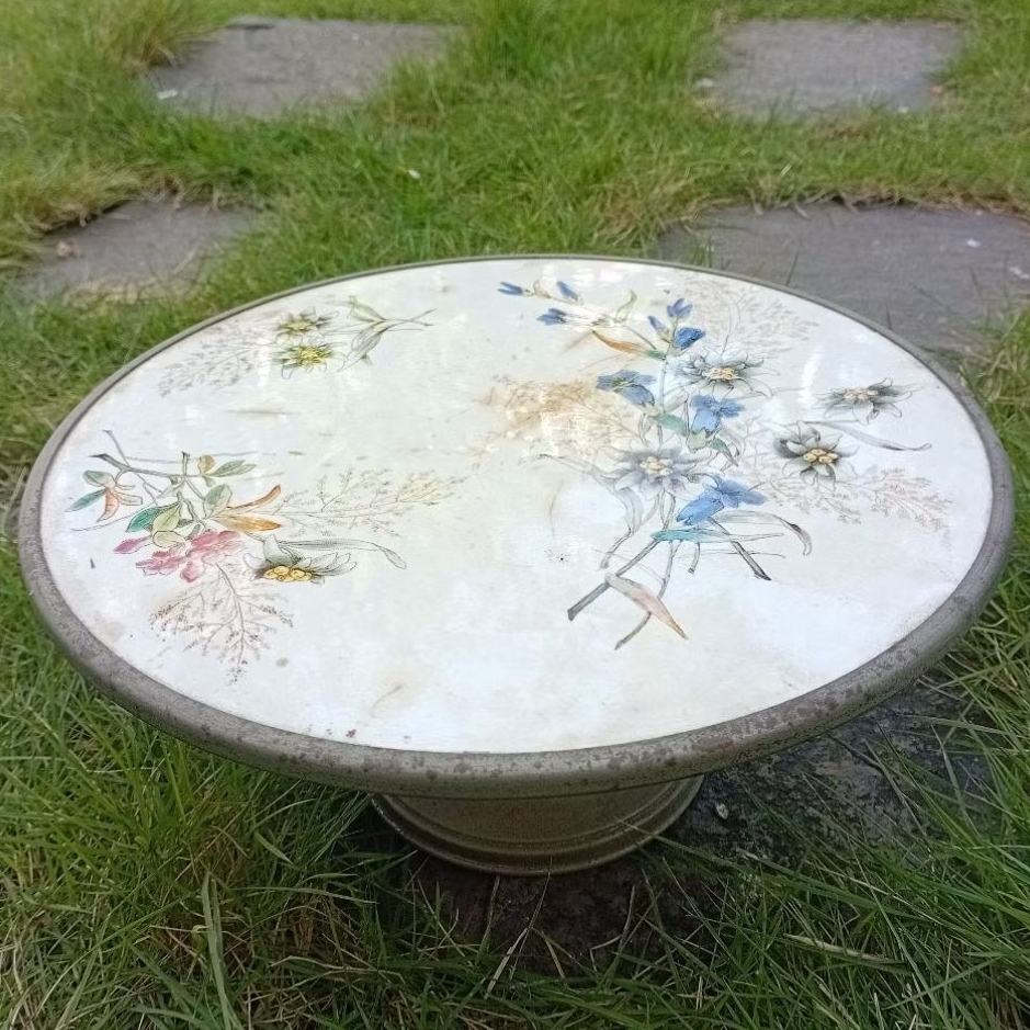 Cake Stand Keramik Eropa