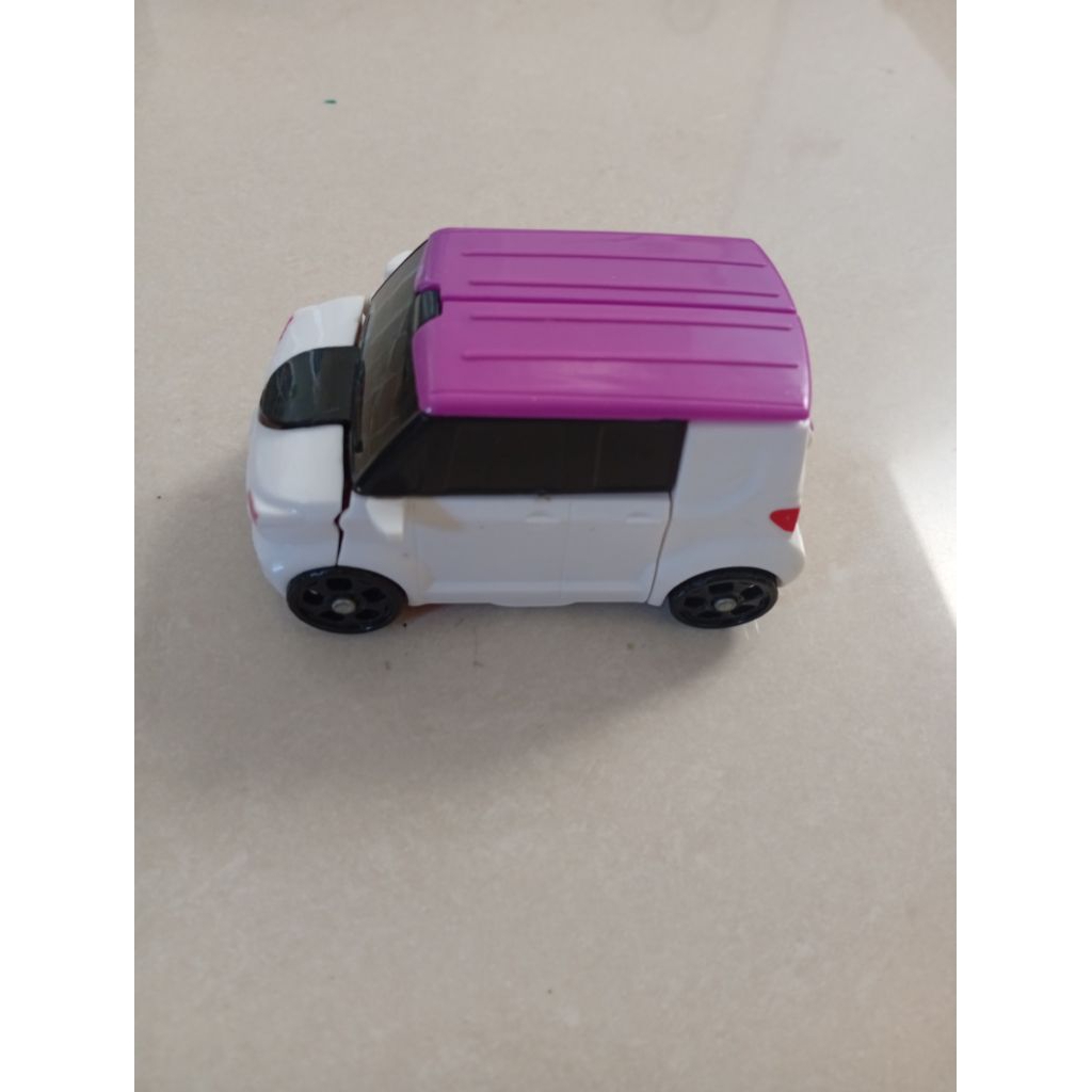 Preloved Mainan Anak Robot Bus Truk