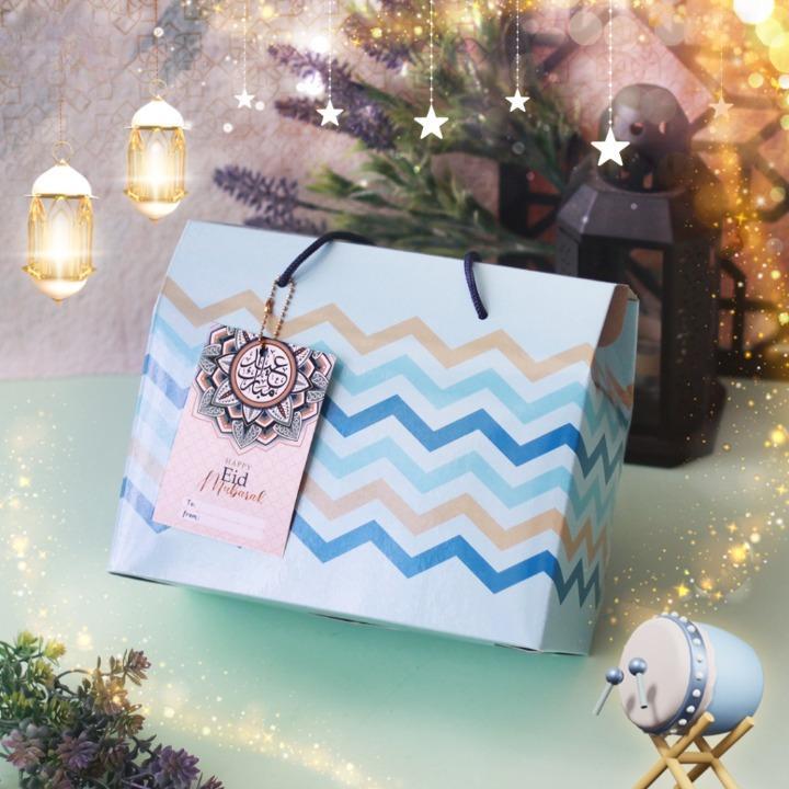 

Gable Box Roti Lebaran 2 Toples Tabung 500ml Dus Kuker Parcel Kue Idul Fitri