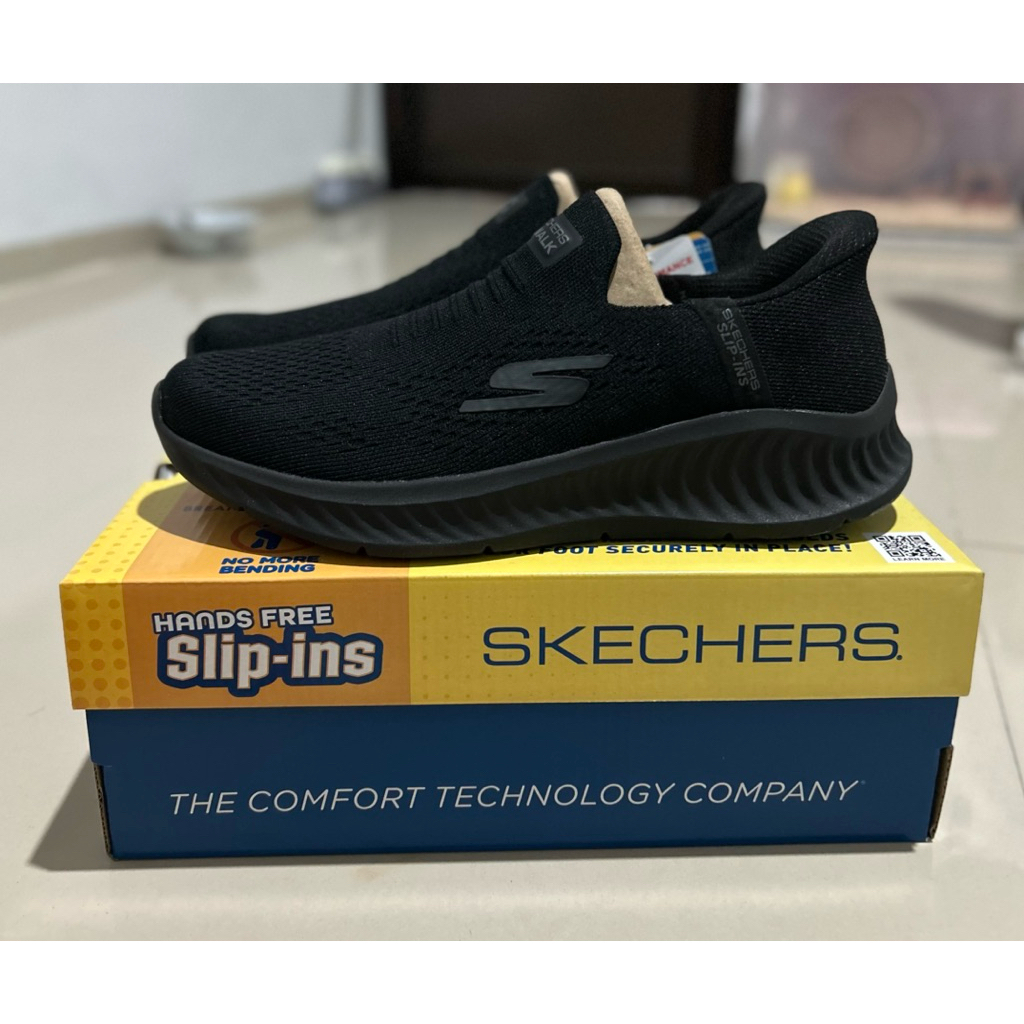 Skechers Slip On Full Black
