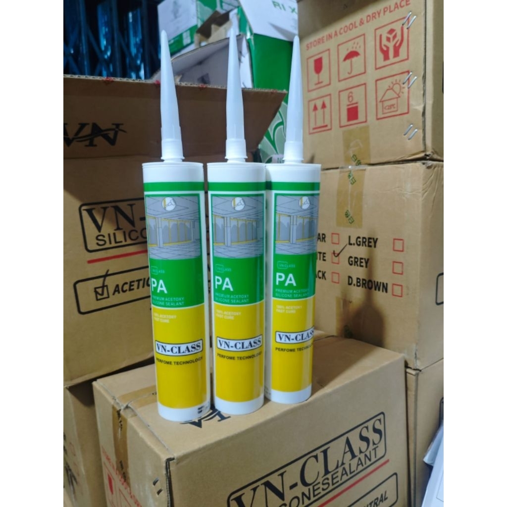 1 dus 24pcs Sealent Asam VN-Class 300ml, silent, Sealent Asam, silent, warna Putih dan Hitam, lem ka