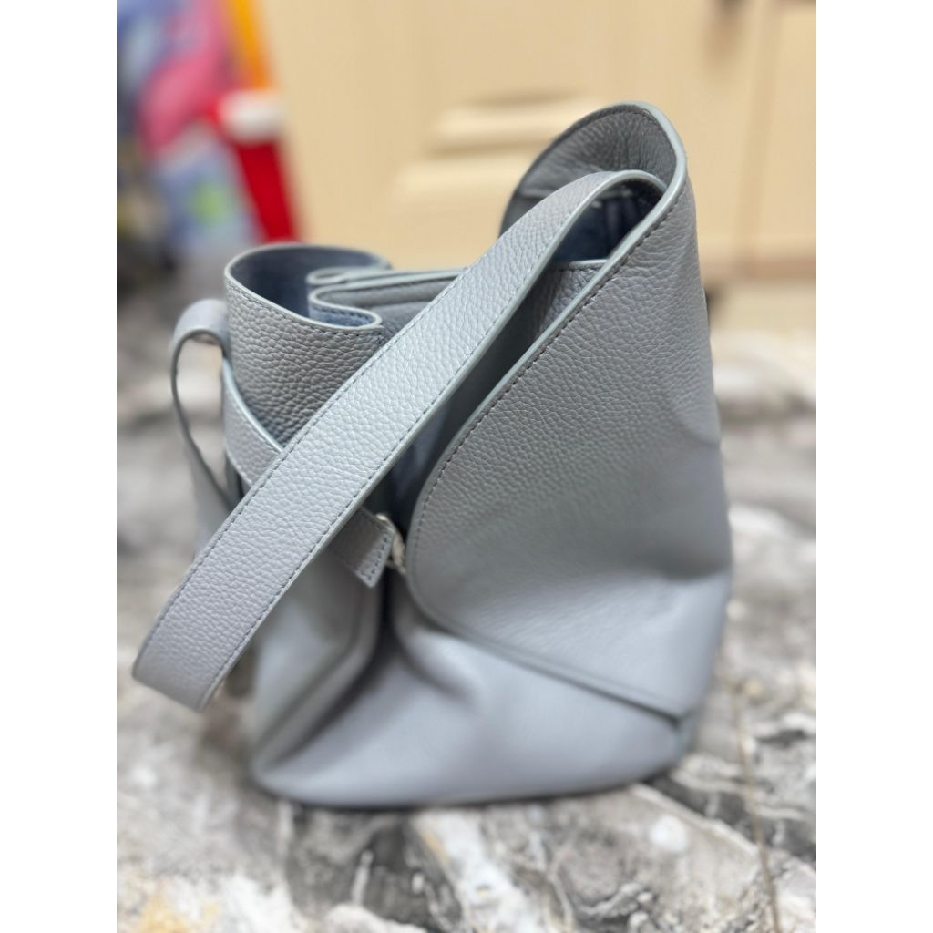 Britney Bag Buttonscarves