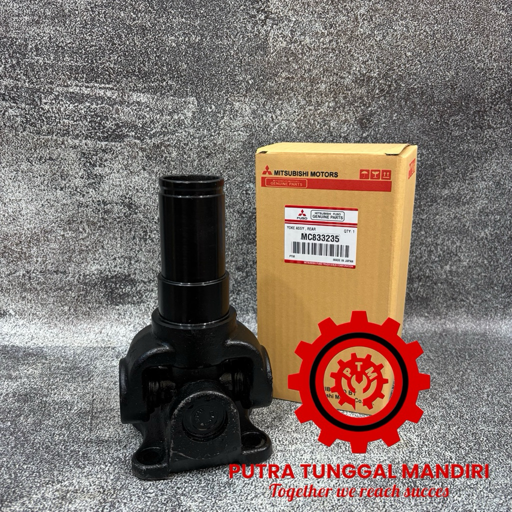 Yoke Sleeve Plus Flange Joint Bagian Kopel Belakang PS120 MC833235