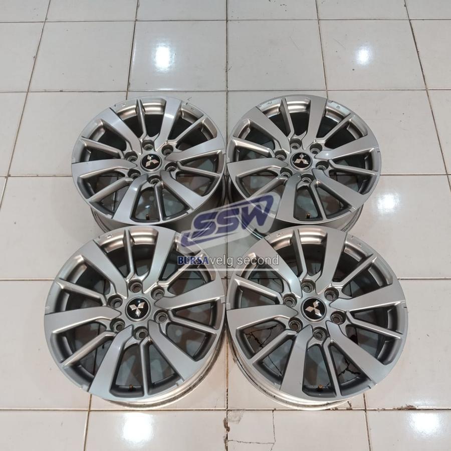 VELG MOBIL BEKAS STD PAJERO R18 PCD 6X139 BUAT PAJERO TRITON EVEREST DLL