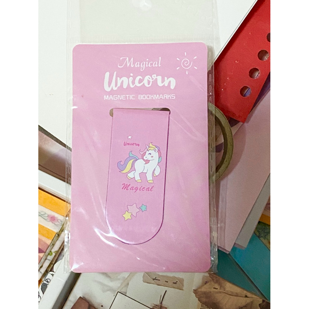 

pembatas buku mangnet