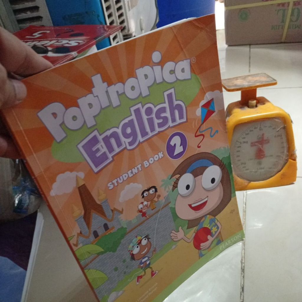 Poptropica English 2 STUDENT BOOK