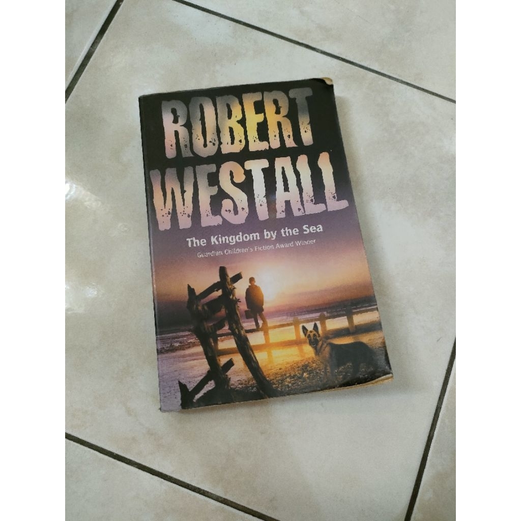 novel inggris robert westall the kingdom by the sea - buku import inggris preloved