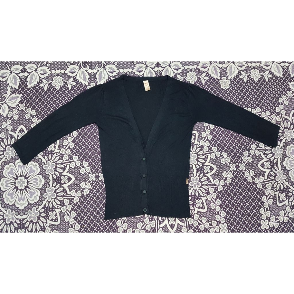 Cardigan Wanita Warna Hitam Second