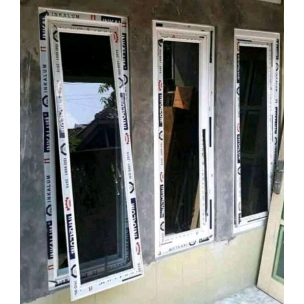 satu set kusen jendela alumunium 3 in ukuran L 60x160 gratis Peking kayu