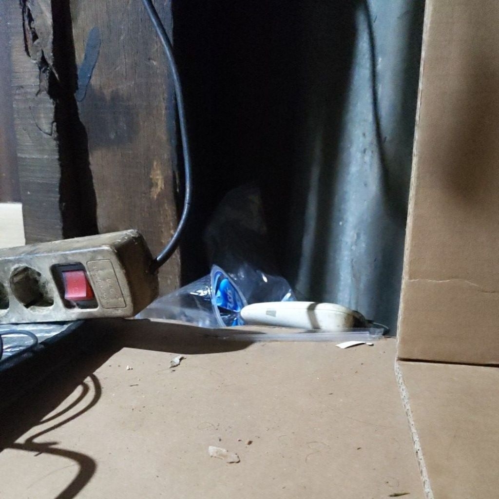 Alat elektronik bekas