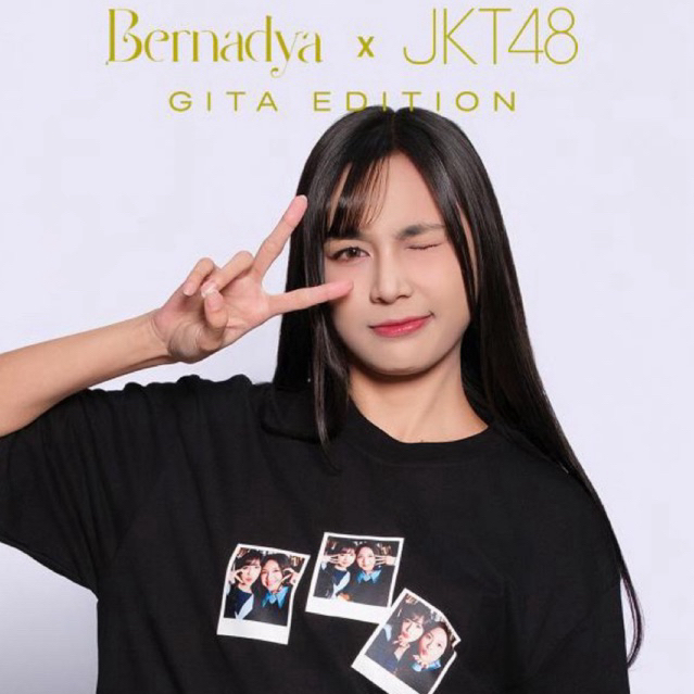Kaos Bernadya x JKT48 Gita Tshirt Black