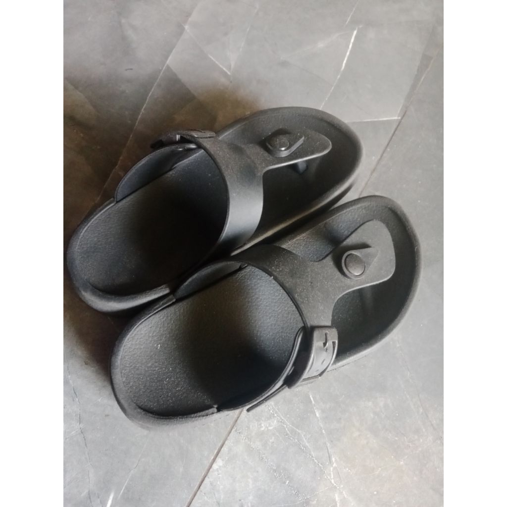 Preloved sandal jackson kids