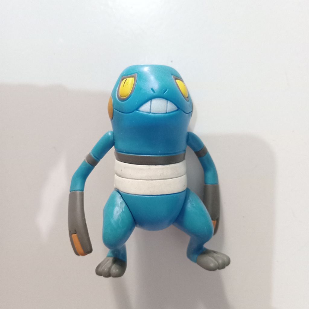 JAKKS pacific pokemon Croagunk kws