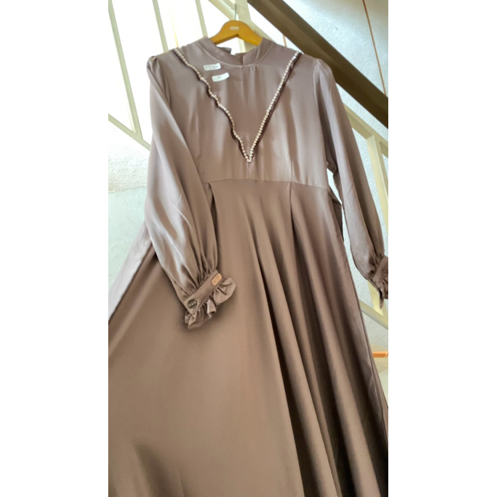 preloved Gaun butik