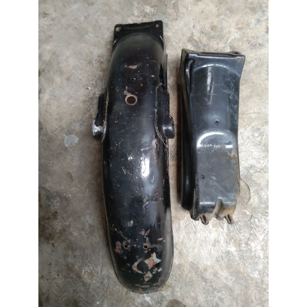 Slebor belakang gl100 / gl125 ori bekas, kondisi bekas & layak pakai