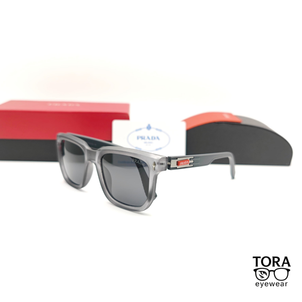 Kacamata Hitam Fashion Trendy Pria dan Wanita Anti Radiasi Sinar Matahari dan UV aman lihat Gadget