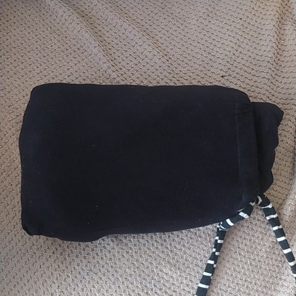 Preloved Strechy Wrap by Mikhadou