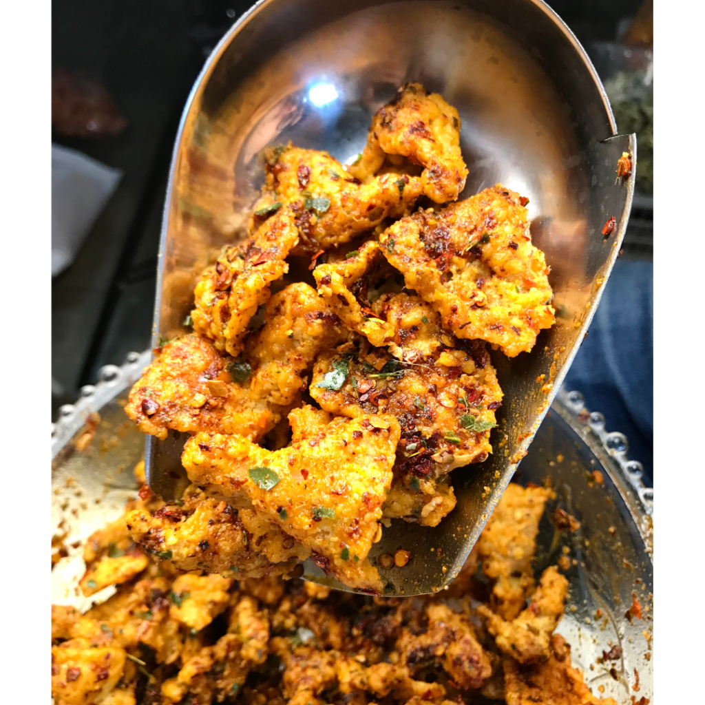 

Kulit Ayam Crispy Pedas Gurih Daun Jeruk 200gr