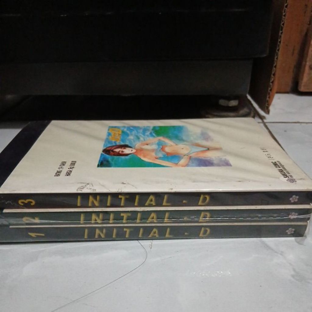 komik initial - D 1-3 kondisi bagus halaman lengkap