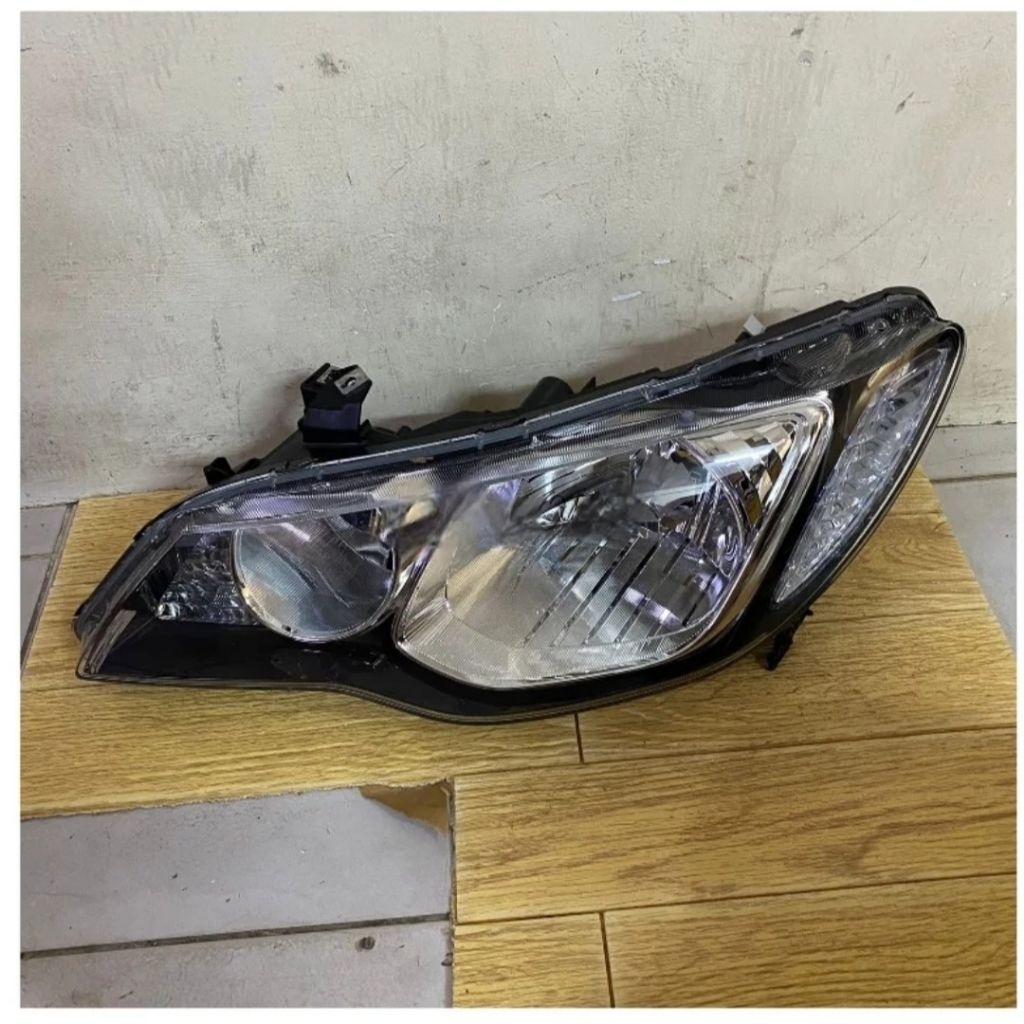 Headlamp / Lampu Depan Kanan Honda Civic FD 2008-2012 Original