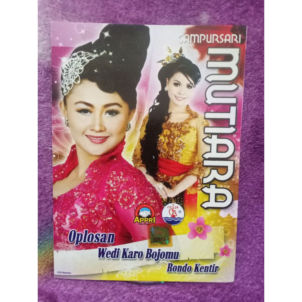 VCD CAMPURSARI MUTIARA OPLOSAN